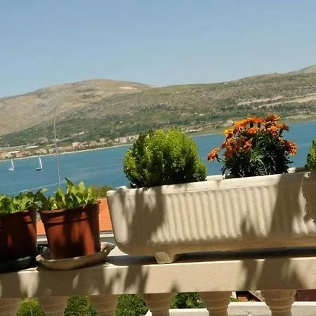 Apartman Lola 2 * Trogir